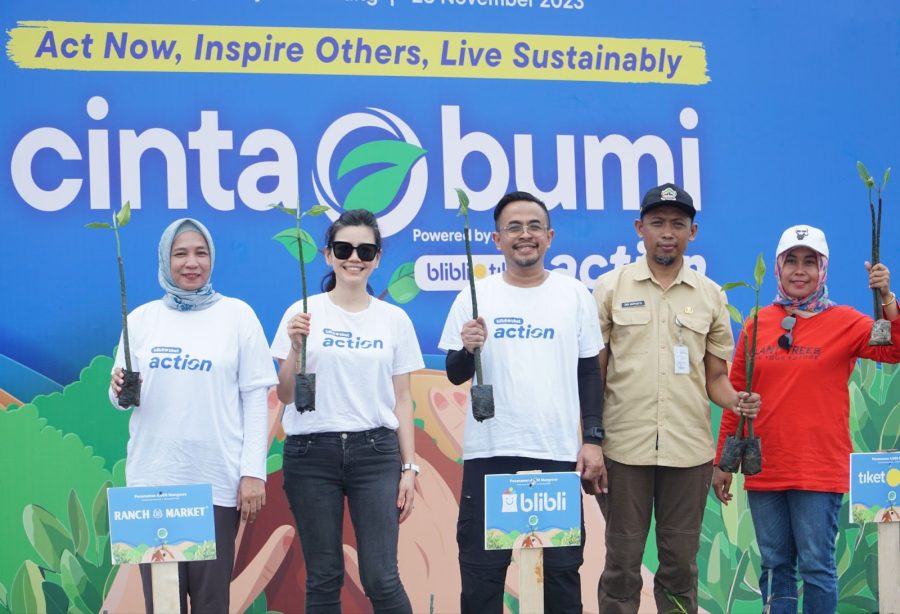 Blibli Tiket ACTION Tanam 4,000 Mangrove di Mangunharjo, Semarang