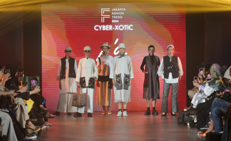 Bekerjasama Dengan Sarinah, Jakarta Fashion Trend-CYBER-XOTIC Digelar 24 Januari 2024