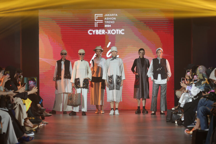 Bekerjasama Dengan Sarinah, Jakarta Fashion Trend-CYBER-XOTIC Digelar 24 Januari 2024