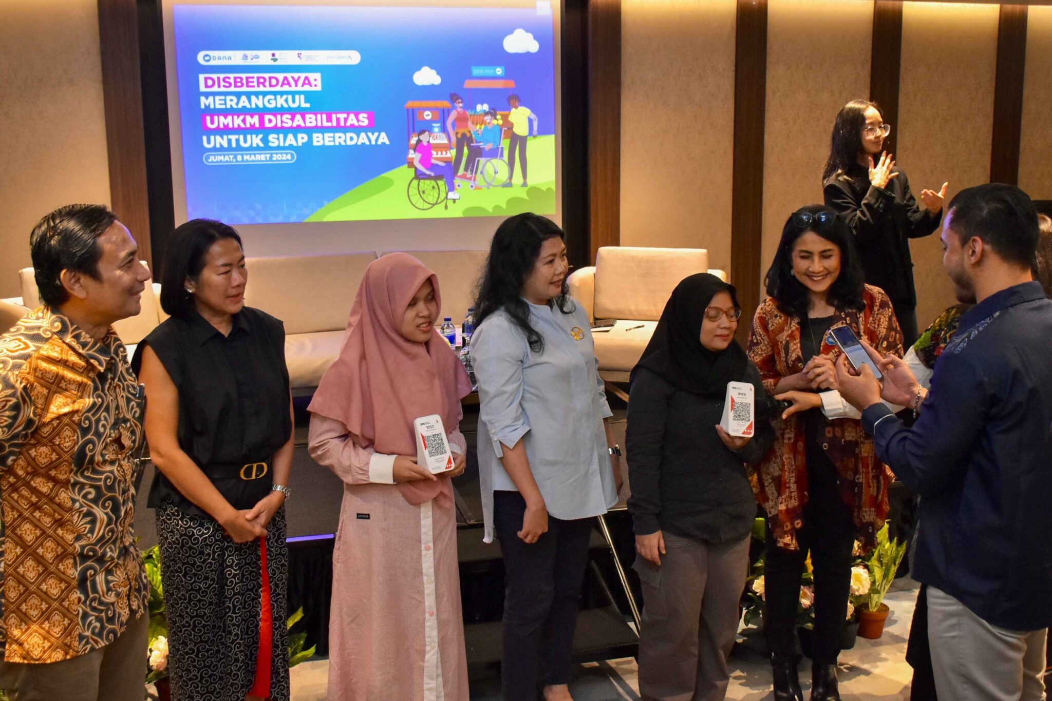 Hadirkan Soundbox Dana Fasilitasi Umkm Perempuan Disabilitas