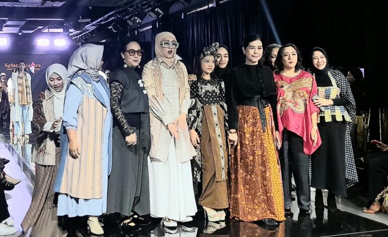 Ambil Bagian Pada Kelana Wastra Fashion Fest, IFC Bersama BUMN Perluas Pasar Wastra Indonesia