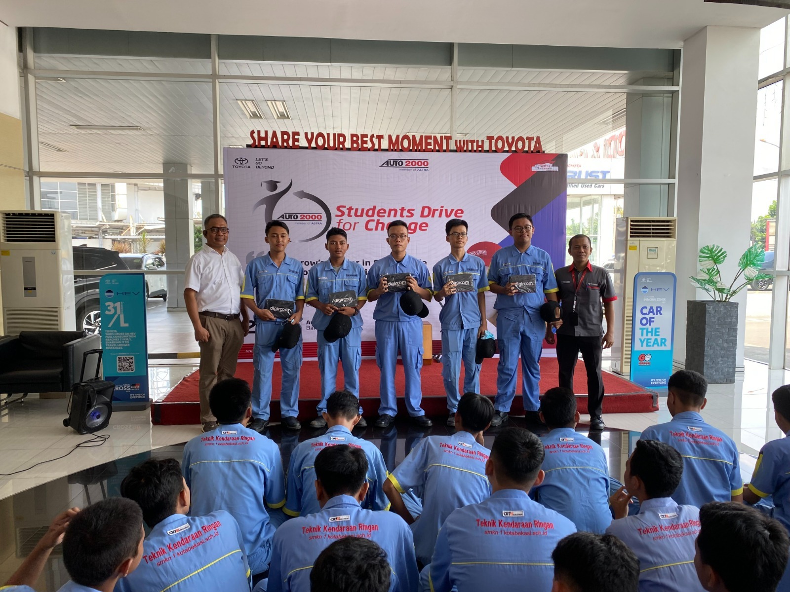 Auto 2000 Gelar Student Drive For Change Di 3 Cabangnya