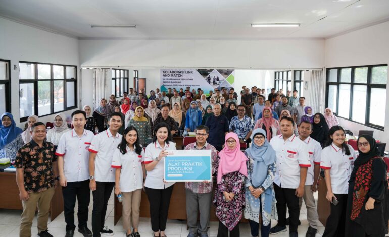 Kolaborasi bersama SMKN 8 Bandung, Yayasan Wings Peduli Wujudkan SDM Siap Kerja