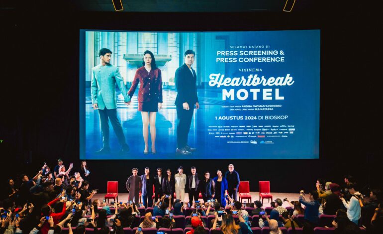 Dibintangi Peraih Piala Citra, Film HeratBreak Motel Siap Tayang Dengan Sensasi Nonton Berbeda