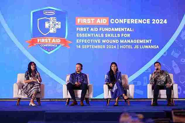 Rayakan World First Aid Day, Hansaplast Pecahkan Rekor MURI