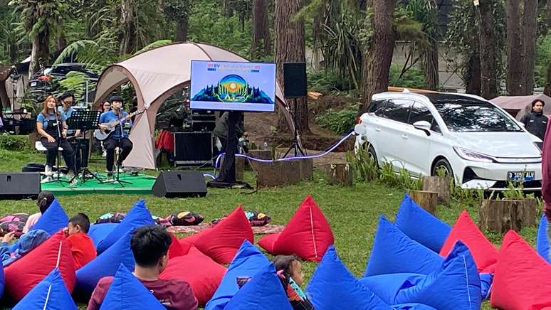 Eventure Camp, Jelajah Kota Bandung Bersama Komunitas BEYOND dan BYD