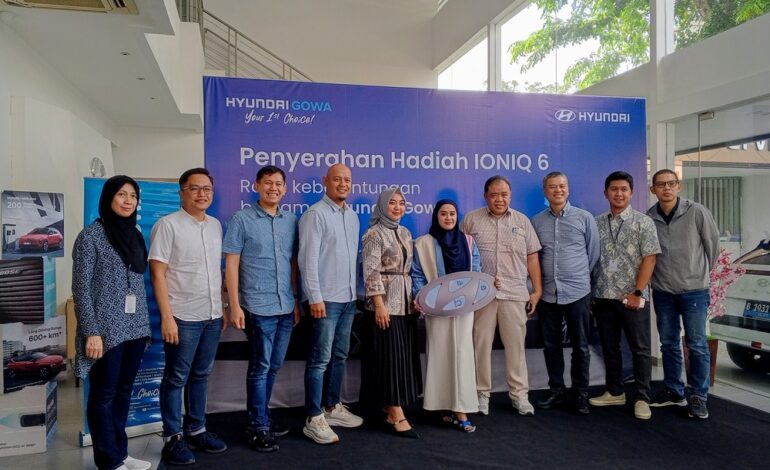 Bukan Mimpi Beli Mobil di Hyundai Gowa Fatmawati Pelanggan Hoki Bawa Pulang Hyundai IONIQ 6 Signature Serenity