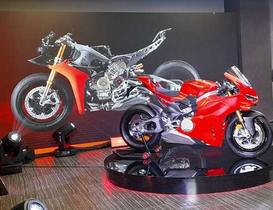 Resmi Dirilis, Ini Harga & Fitur Unggulan Ducati Panigale V4S 2025